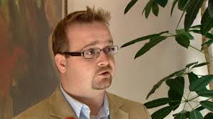 Le conseiller d'Ottawa Stephen Blais souffre maintenant d'une pneumonie