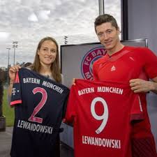 Robert lewandowski wiki, bio, age, family and facts. New Kids On The Block Gina Lewandowski Finishers