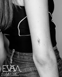 Sun and moontattoossun and moon tattooflannelmen tattooshand tattoofinger cute little tattoos for women tumblr quote tattoo small cu flickr. Tiny Tattoos
