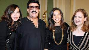We did not find results for: Er Holte Das Telefon Heraus Und Schaltete Den Fernseher Aus Wie Hat Die Familie Den Tod Vor Dalal Abdel Aziz Versteckt Nach Welt