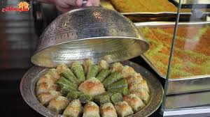 Gulluoglu مقهى قولو أغلو التركي بالرياض Youtube