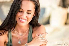 Sea Glass Necklace (CAYDEN)