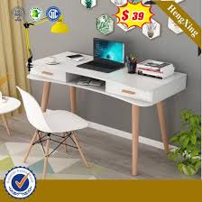 The sunlight will help you see the tiniest nuances in the morning, you can create a beautiful natural makeup. China Italy Design Bedroom Furniture Wooden Legs Modern Study Table China Office Table Office Desk