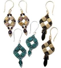Deb Roberti S Around The Beading Table Earring Patterns Beaded Earrings Patterns Super Duo Beads