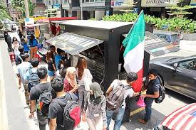 Food trucks aren't a recent invention, really. Harga Food Truck Di Malaysia Macam Firaun Netizen Kisah Dunia