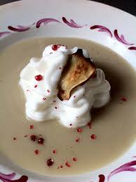 Veloute De Topinambours Espuma Au Mont D Or Veloute De Topinambour Cuisine Et Boissons Alimentation