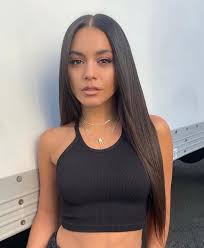 Vanessa's father is greg hudgens. Vanessa Hudgens Lifestyle Bio Age Height Weight Parents Net Worth Boyfriend And Much More