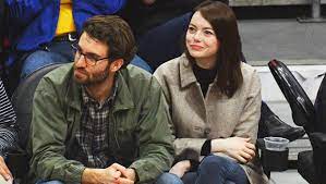 David lawrence dave mccary was born on july 2, 1985 in san diego, california to diane lee mccary (née phillips) & gary lee mccary. Who Is Dave Mccary 5 Things About Comedian Married To Emma Stone Hollywood Life
