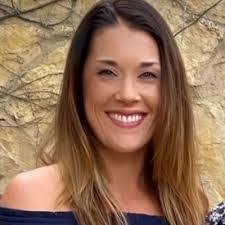 Darcy Stewart's Instagram, Twitter & Facebook