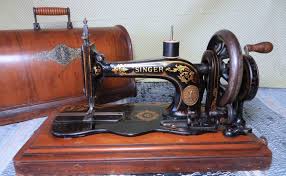 Acum, muzeul din comrat numără mai mult de 64 000 de exponate din fondul esenţial şi cel auxiliar. Nuoseklus AtÄmimas Metai Singer Platina Penystonevistastables Com