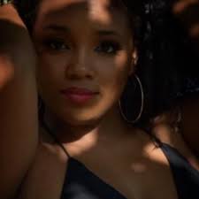 Iesha Hill's Instagram, Twitter & Facebook