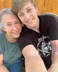 Kathy Traxler's Instagram, Twitter & Facebook