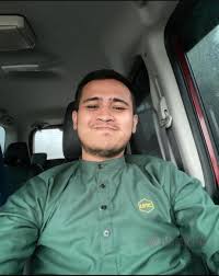 Surah amalan mukmin ( fakhrul unic ) video editor : Najdi Tak Bergaduh Dengan Unic
