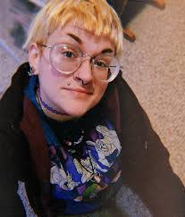 Hello, I'm Robin and something to know about me is