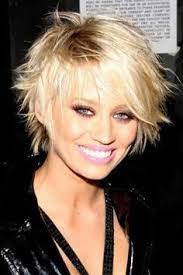 Short Flippy Hair Flippy Hair Hair Styles Thin Hair Styles For Women
