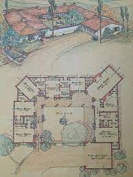 Hacienda house plans with center courtyard ayanahouse. Spanish Style Homes And Decorations Spanishstylehomes Courtyard House Plans Spanish Style Homes Vintage House Plans