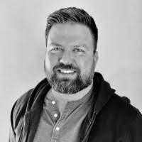 Lance Looper's Instagram, Twitter & Facebook