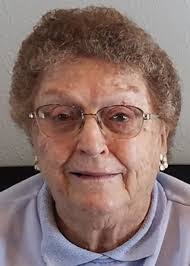 Karen Manuel's Instagram, Twitter & Facebook