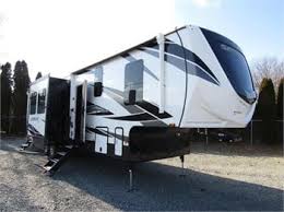 Maybe you would like to learn more about one of these? Jayco Seismic Toy Hauler Rvs For Sale 32 Listings Rvuniverse Com