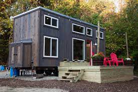 The owners decided on bamboo because it is lightweight, incredibly strong, and a rapidly renewable material. Bamboo Living Review Prefab Review