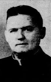 Daniel Babis's Instagram, Twitter & Facebook