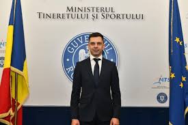 Jun 15, 2021 · cine este eduard novak, propunerea udmr pentru funcția de ministru al tineretului și sportului. Video Ce EchipÄƒ De Fotbal SusÅ£ine Eduard Novak Noul Ministru Al Tineretului Si Sportului