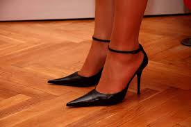 Wallpaper : red, Italy, woman, black, cute, sexy, feet, girl, beauty,  leather, sex, metal, Sarah, lady, female, fetish, foot, gold, italian,  women, shoes, highheels, pointy, arch, legs, boots, fuck, sandals, candid,  stripes,