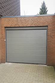 Tolles Tor Stylisch Renoviert Garagentor Haus Gestalten Fertiggaragen