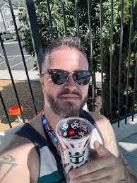 FIX your sleep. GO ghost. HIT the gym. FIX your circle. ACCEPT the past.  SPEAK less, DO more. MAKE everyday count. #EntrepreneurLife #LifeLessons  #GirlDad #CEO #CoFounder #Visionary