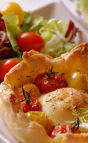 Recette Tarte Duo A La Tomate Revisitee Au Crottin De Chevre Et Tomates Cerises En Video Recette Recette A Base De Tomates Tomates Cerises Tomates