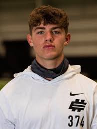 Hayden Clark's Instagram, Twitter & Facebook