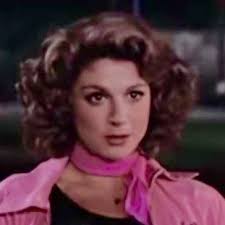 Dinah Manoff Height How Tall Is Dinah Manoff