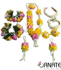 Fresh flower jewellery for baby shower real flower jewellery. Flower Jewellery For Haldi Flower Jewellery For Mehendi Real Flower Jewellery Haldi Jewellery Mehendi Jewellery Haldi Mehendi Baby Shower Jewellery Dohale Jevan Jewellery Floral Jewellery In Nashik Floral Jewellery In Pune Floral