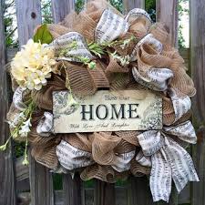 However, did you know that it is quite an easy craft and that you could make your own. Front Door Wreath With Musical Ribbon From Shellyschicdesigns On