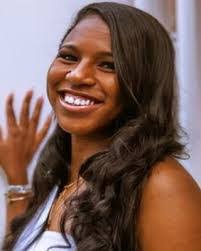 Lor Smith's Instagram, Twitter & Facebook