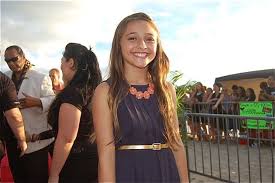 Where can i find lauren williams on instagram? Teilor Grubbs Who Plays Danno S Daughter Grace Williams On The Show Picked Her Own Outfit For The Premiere A Ralph Laur Premiere Ralph Lauren Dress Williams