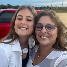 Suzanne Fox-Springer (suzanne43040)