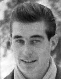 Robert Thielmann's Instagram, Twitter & Facebook