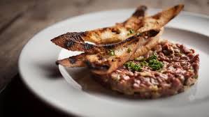 Tartare De Canard Mayonnaise A L Huile De Truffe Food Recipes Gastro