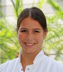 Dr. med. dent. Stephanie Wendy: Klinik für Mund-, Kiefer- und  Gesichtschirurgie