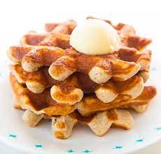 16 Breakfast Ideas For People Avoiding Carbs Keto Waffle Delicious Breakfast Recipes Dessert For Dinner
