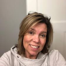 It is with a heavy heart that I share my sister passed away this morning 💔  her battle with cancer was long and painful. She is finally at peace,  comfortable and home