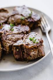 This Delicious Recipe For Pan Seared Tuscan Lamb Chops Is An Easy Way To Cook Lamb Chops Indoors For A Speci Lamb Chop Recipes Lamb Chops Lamb Chops Pan Seared