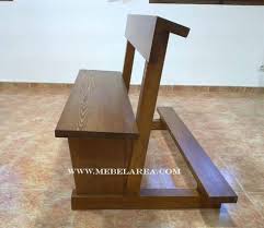 Anda juga memilih unit rak atau kabinet kayu polos dan mewarnainya sehingga menjadi solusi penyimpanan yang dekoratif. Bangku Gereja Kayu Furniture Step Stool Decor