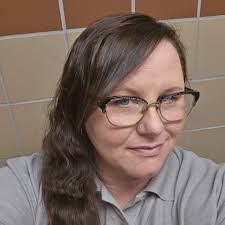 Maureen Wilmot's Instagram, Twitter & Facebook