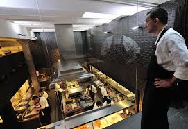 | c/ mallorca 259, barcelona. Lasarte Knowing Barcelona