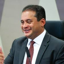 Hoje o almoço foi na Churrascaria do Sousa, em Pedreiras, acompanhado do  prefeito Antônio França e seu vice Everson Veloso. Conosco também o  prefeito de Trizidela do Vale, Fred Maia, o vereador