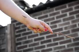 Harry potter lightning bolt tattoo. 9 Awesome Harry Potter Tattoos For Any Potterhead