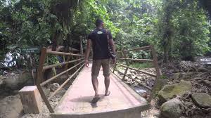 Dua air terjun yang letaknya berdampingan ini menyuguhkan sebuah simfoni alam yang amat spektakuler dan keindahan yang sukar diungkapkan. Air Terjun Lata Kinjang Perak Youtube