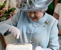 Birthdays are always special and if it is of a kid, then it has to be doubly special since kids themselves are the most wonderful creature created by god on this planet. Queen S 90th Birthday What It S Like Baking Her Majesty S Birthday Cake Bbc News